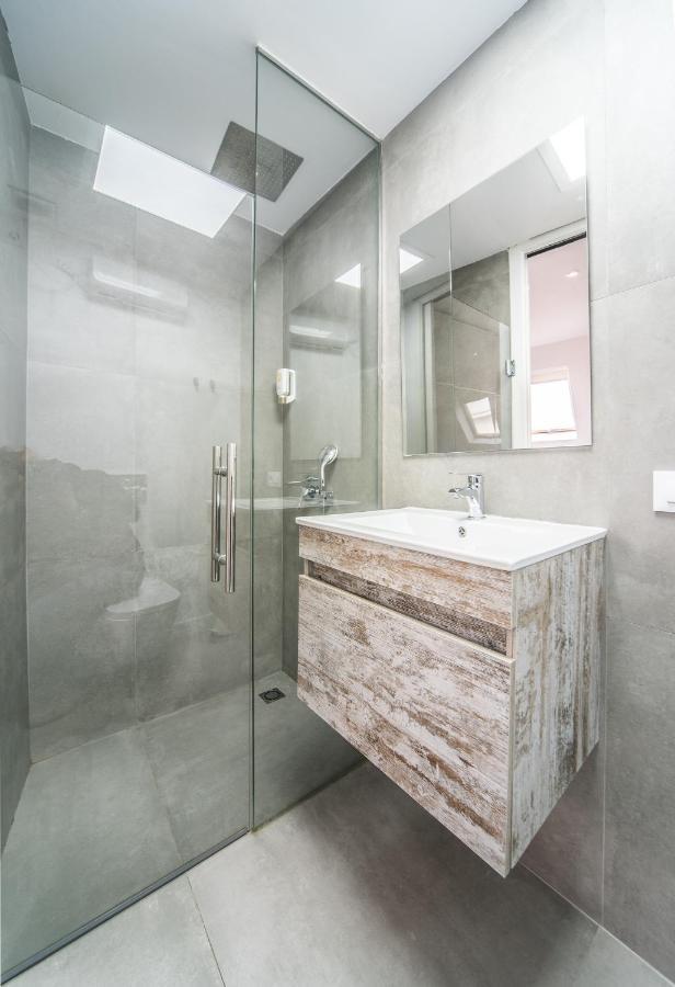 Rey De Sevilla Flats - Duplex Museo מראה חיצוני תמונה